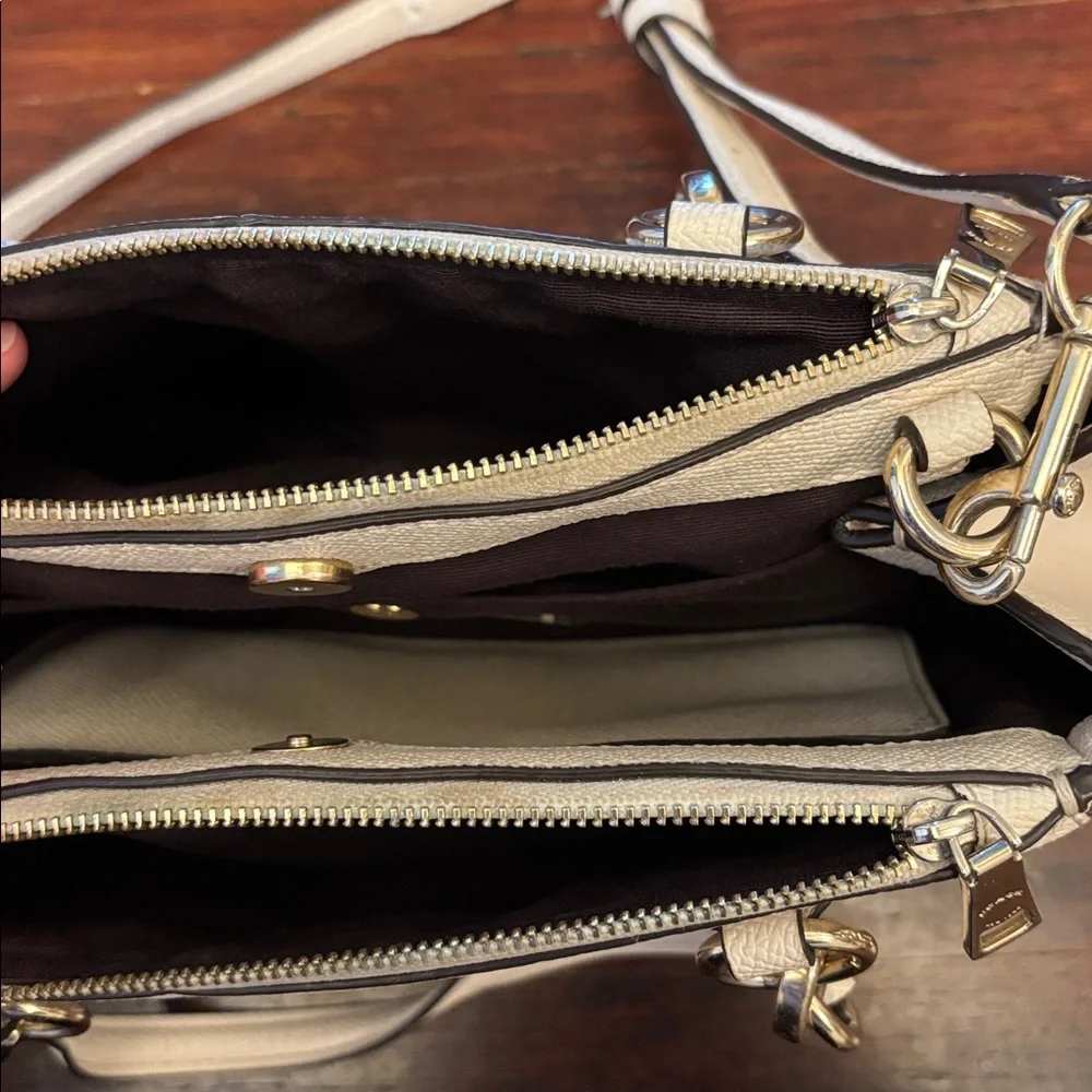 Coach Mini Christie Carryall Crossbody F57523 - Picture 7 of 16